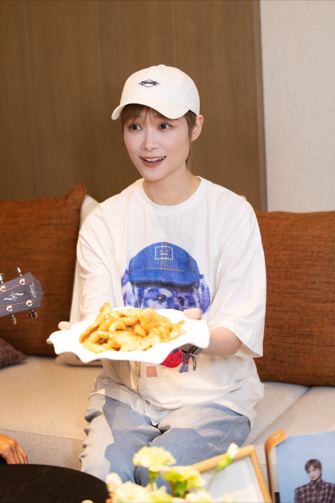 音乐会延期李宇春临时直播 临时线上开播唱歌，只因为舍不得远道而来的歌迷失望而归，