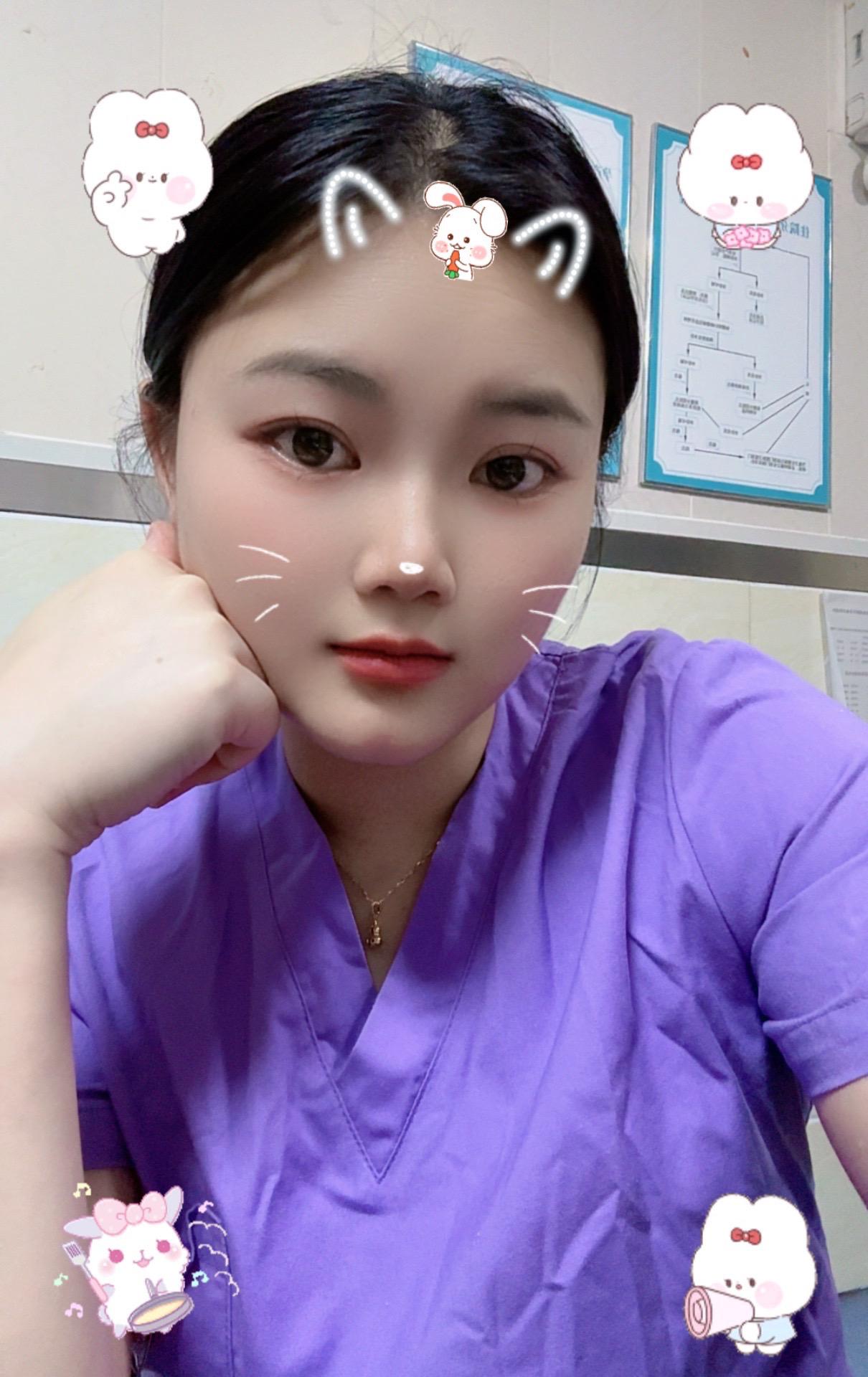 青春的尽头，从来不是18岁 👩‍⚕️
又一年，顺风顺水 我们永远风华正茂💗