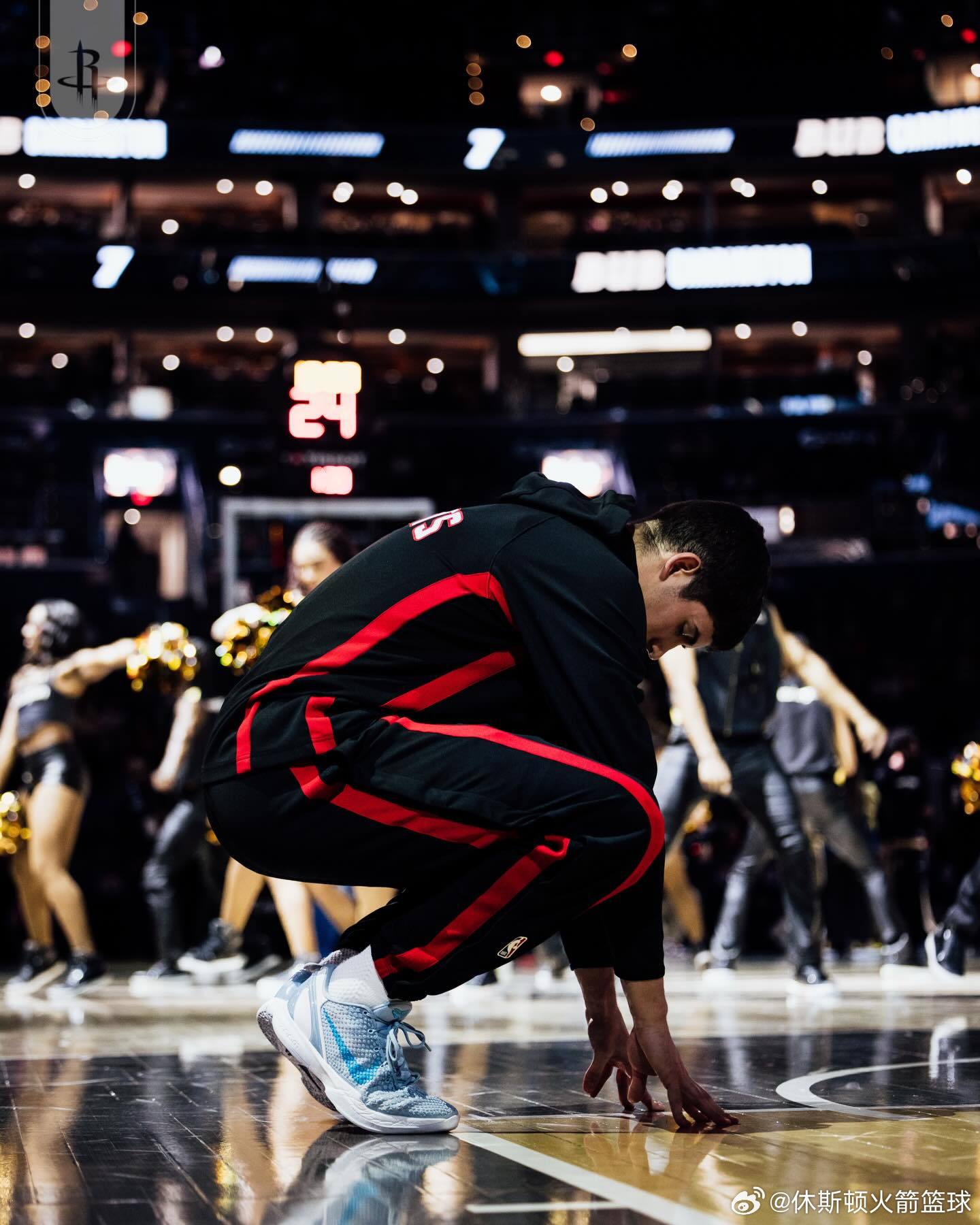 先努力优秀，再大方拥有。今晚的沉淀，是为了明天更好的爆发。晚安💤休斯顿火箭nb