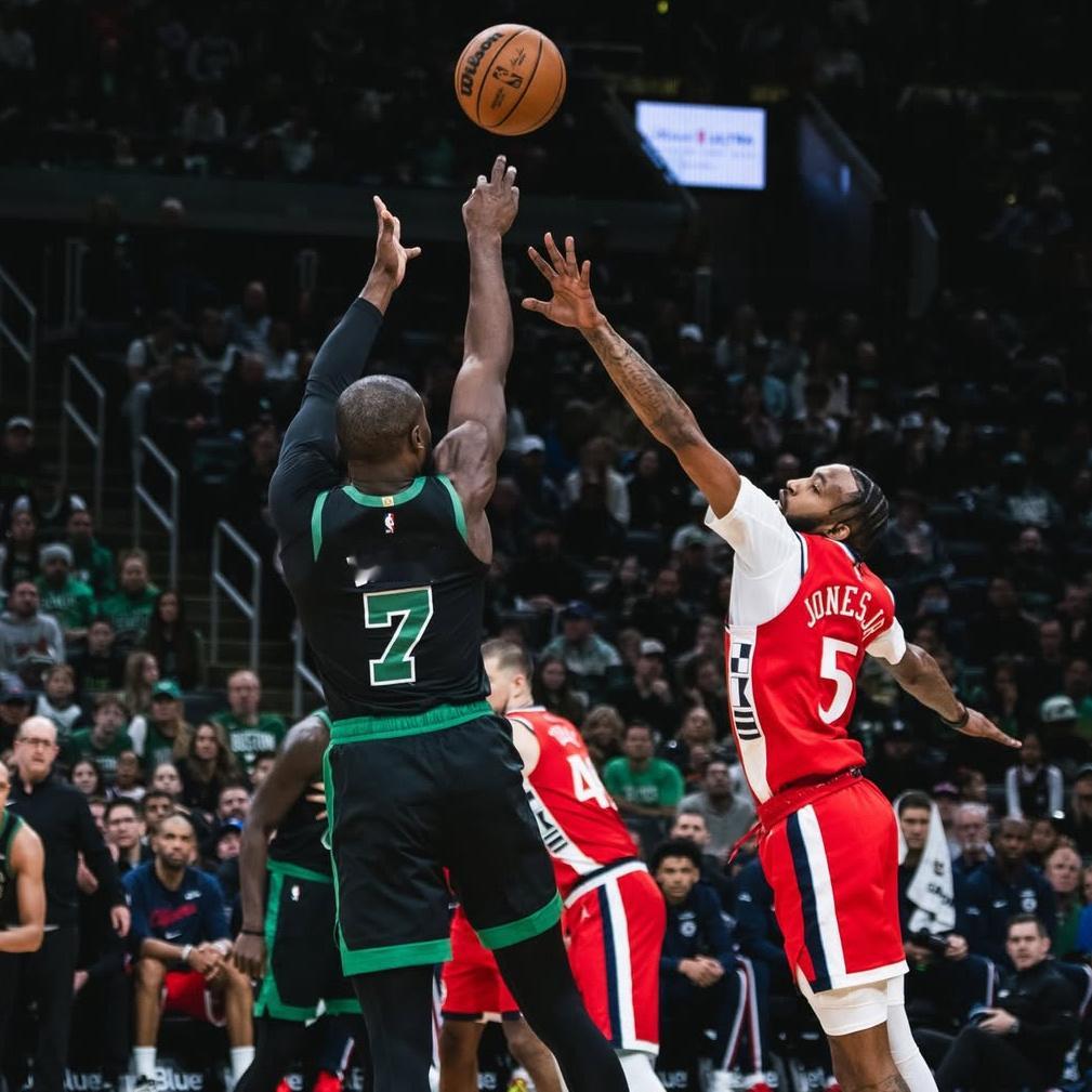 121-118 ! Celtics Win ! 波士顿凯尔特人队主场击败洛杉矶快