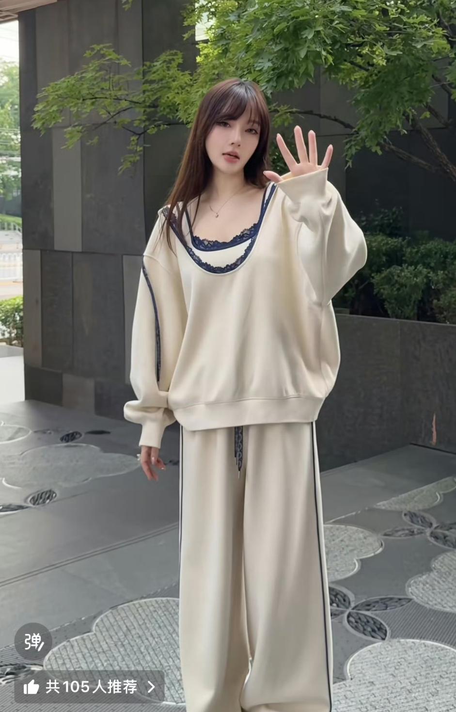 想想真的是挺可惜的，曾经这么火的明星竟沦落到这种地步！
无路可拍不说，也没有综艺