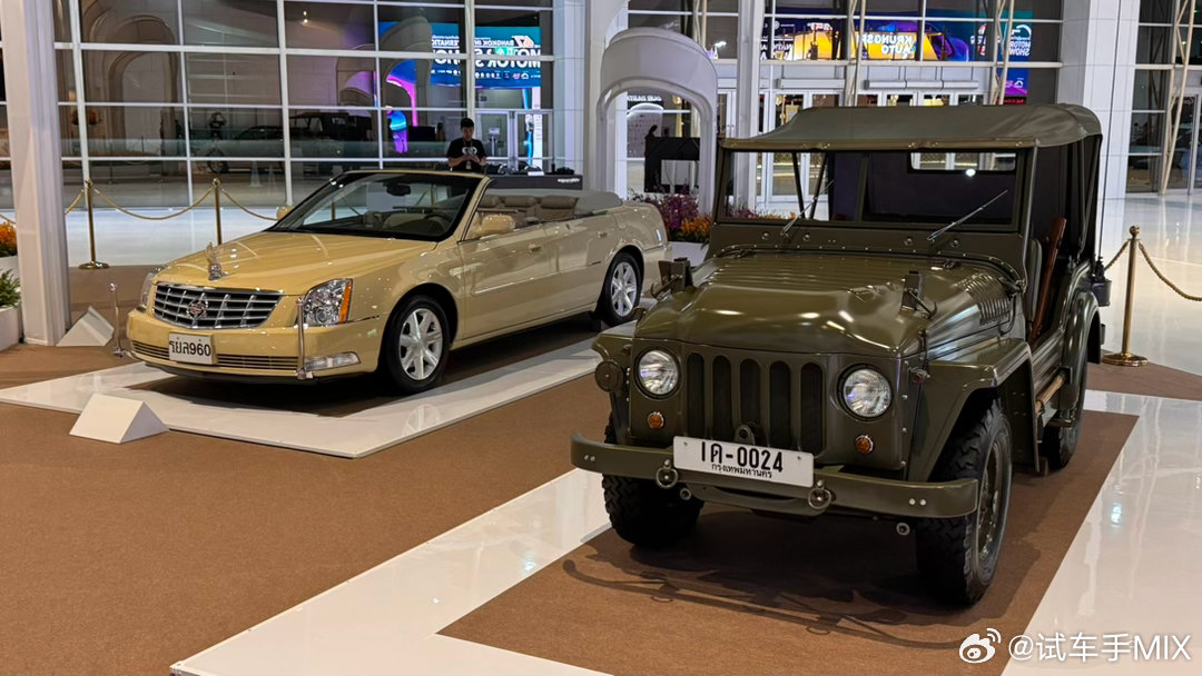 冷知识：其实早期的泰国，是有左舵车的 当然图中这几台车，是特别个案的例外 