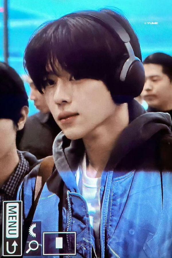 吴是温[超话]吴是温秋冬装战神 ​​​