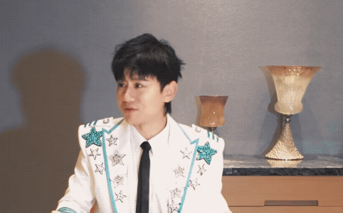 怎么会有这么多奇奇怪怪可可爱爱的表情和音效啊真的是小包子来的郝女士的郝大儿真是太