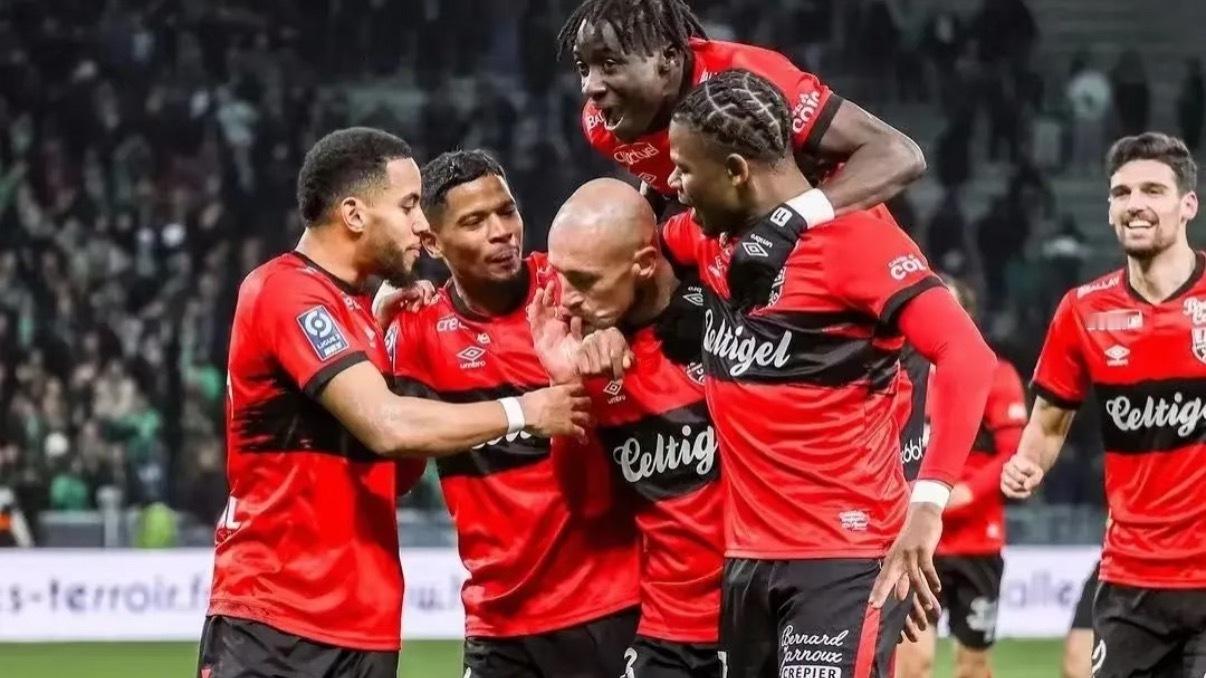 卡哥聊球⚽️个人公推上线，置顶入裙阅配方！赛事：法乙008球队：蒙彼利埃VS甘冈