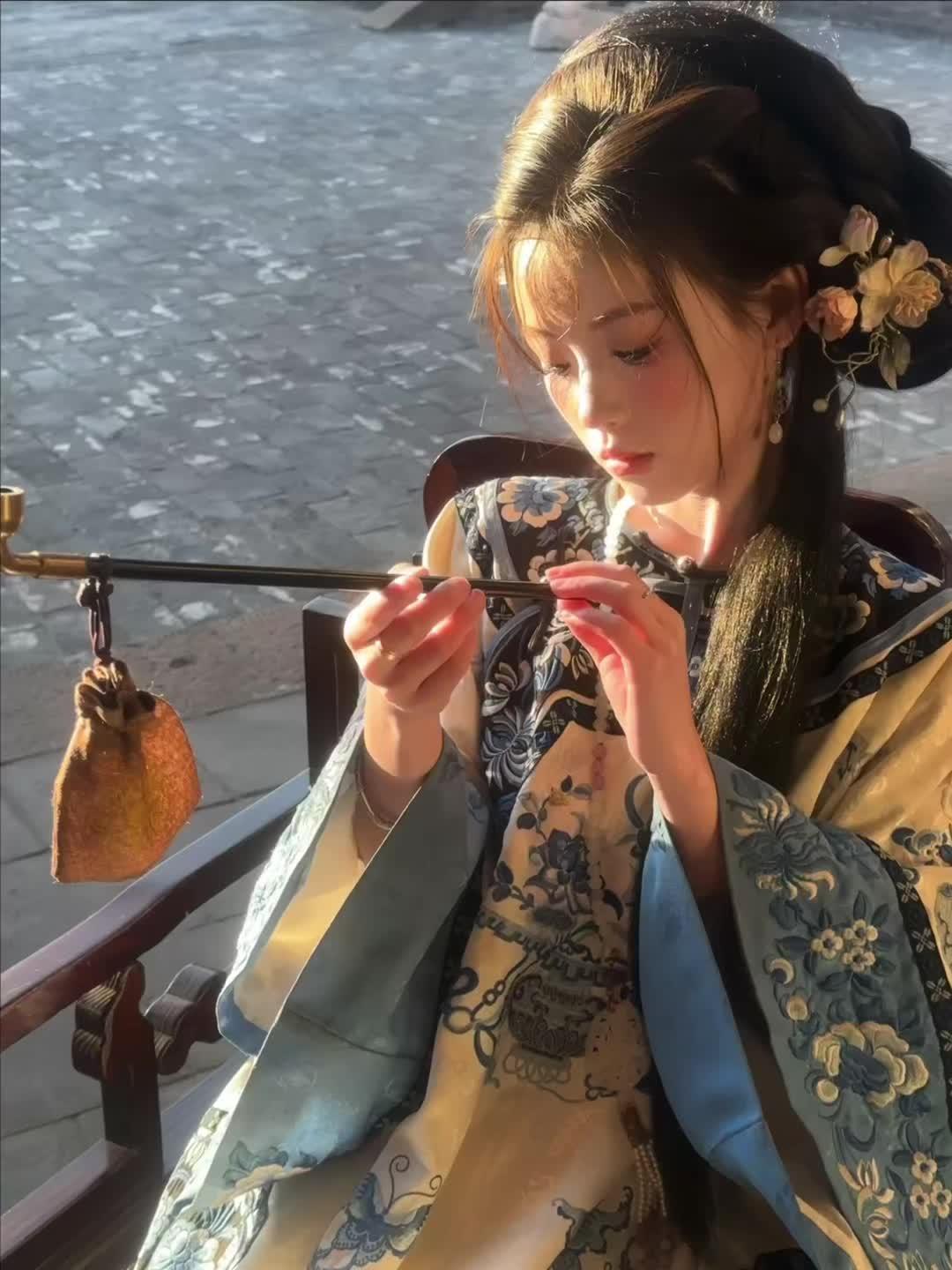 我宣布！青花瓷才是最适配清冷感的神！