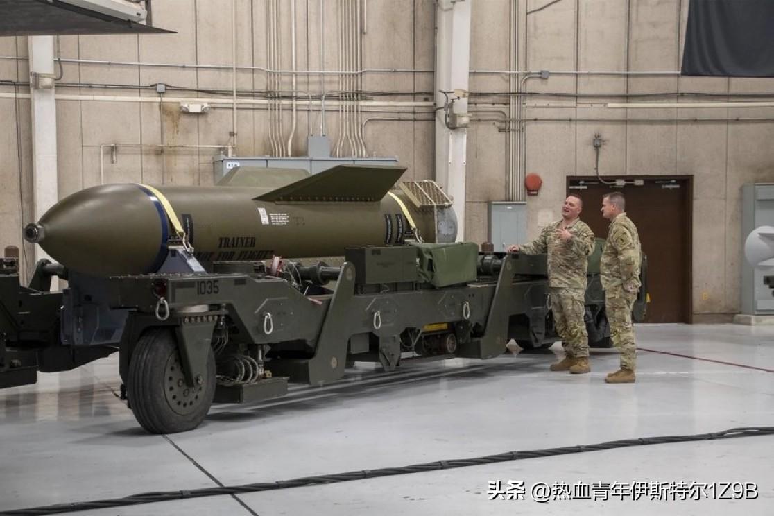 以色列正准备果断消除伊朗导弹威胁。
以色列国防军和美国军方可能已经敲定了一项针对