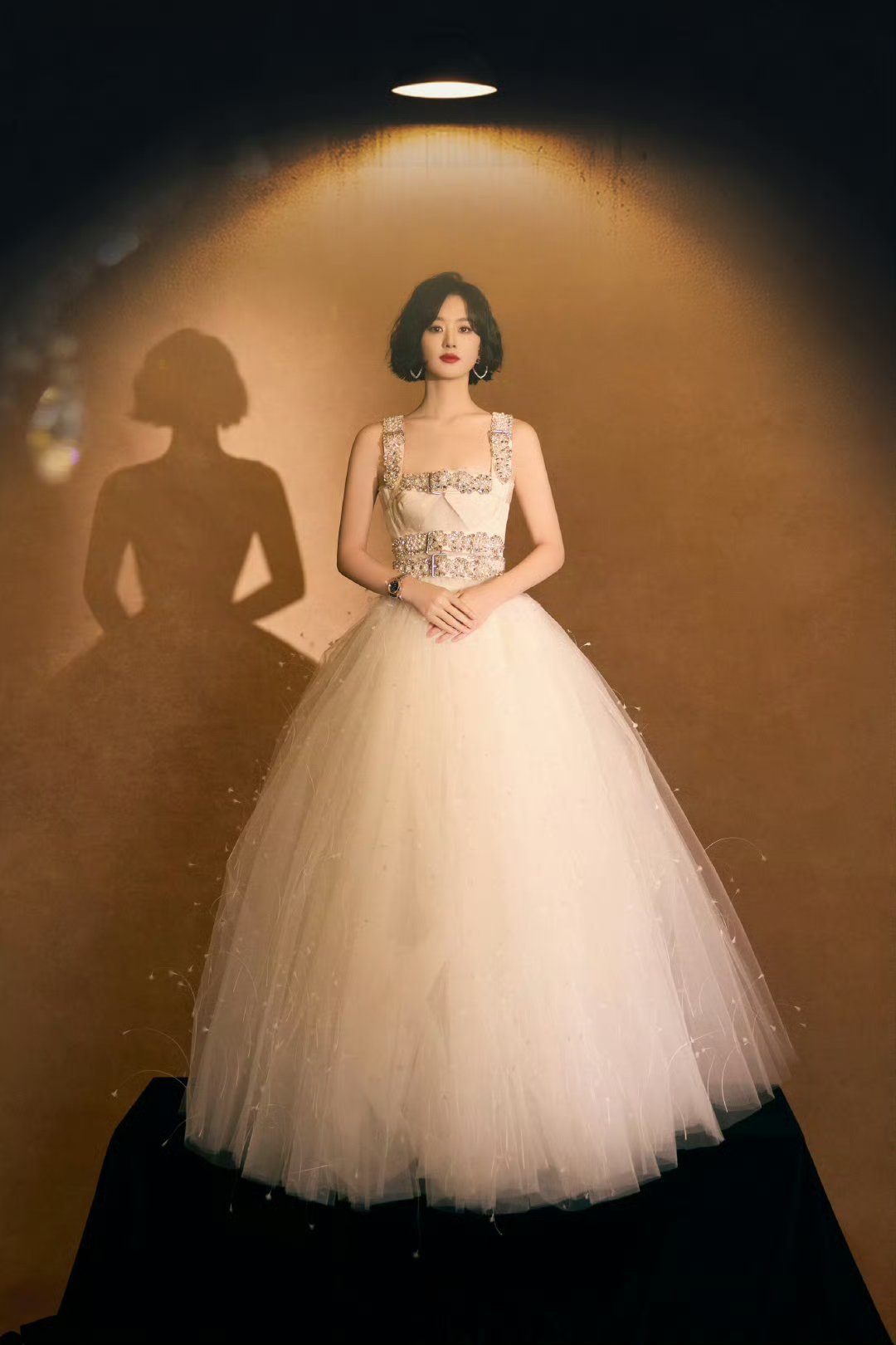#李沁发文祝贺赵丽颖#祝贺赵丽颖二获金🦅最佳女主 许半夏值得！赵丽颖值得！同时