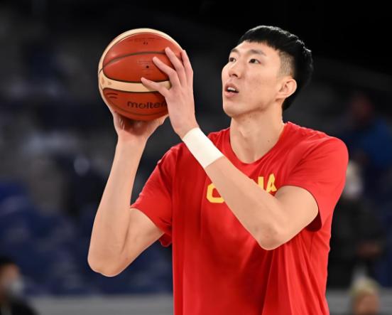 杨毅这一问，问住了多少人？CBA 联赛能正常打，全运会比赛也能照常办，怎么偏偏男