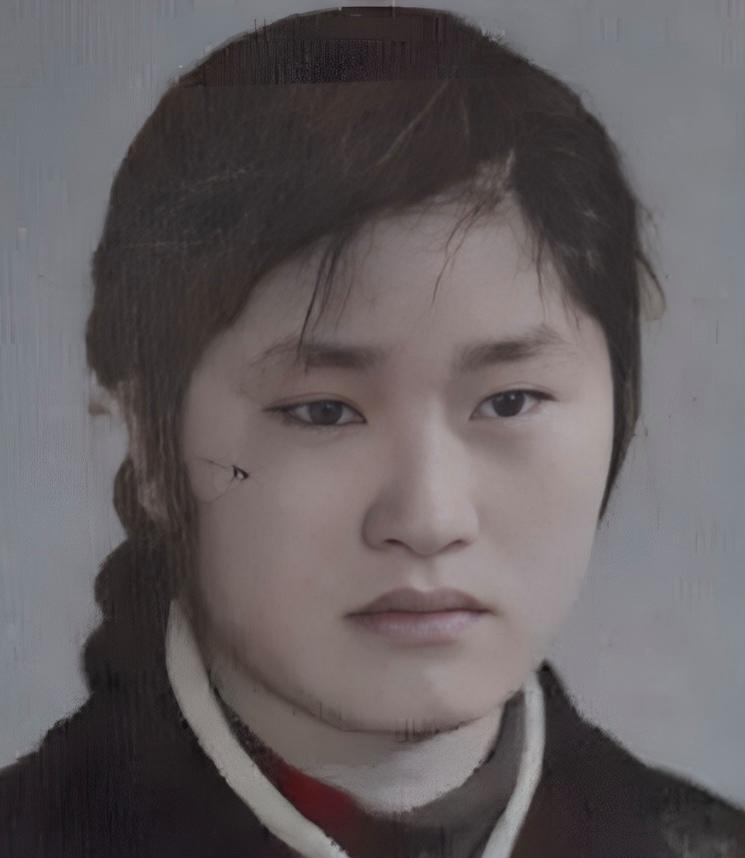 1973年，这名河南初二的女生因为英语试卷背面写了一句“我是中国人，何必学外文”