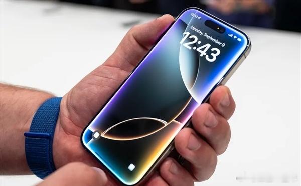 曝iPhone17首发A19系列芯片 据快科技，iPhone 17和iPhone