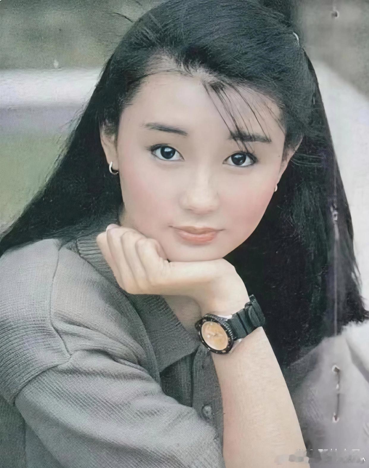 张曼玉 青春有张不老的容颜 