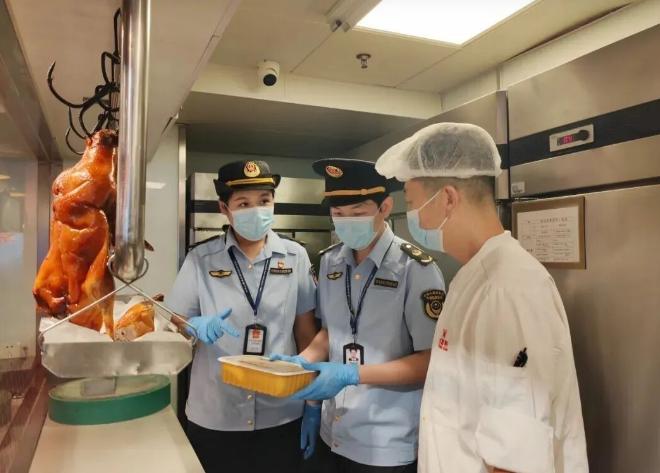 对“食品安全犯罪”宣战，国家已开启部署全国行动，看谁敢动老百姓们的饭碗？
 
9