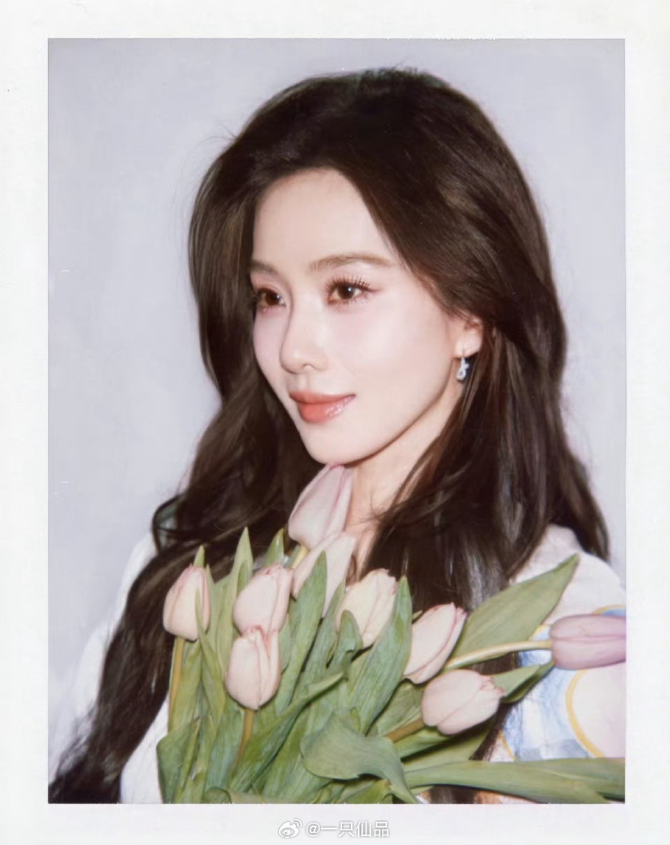 刘诗诗生日撕拉片营业一姐越怼脸越权威，仙女降临了人间刘诗诗39岁撕拉片刘诗诗03