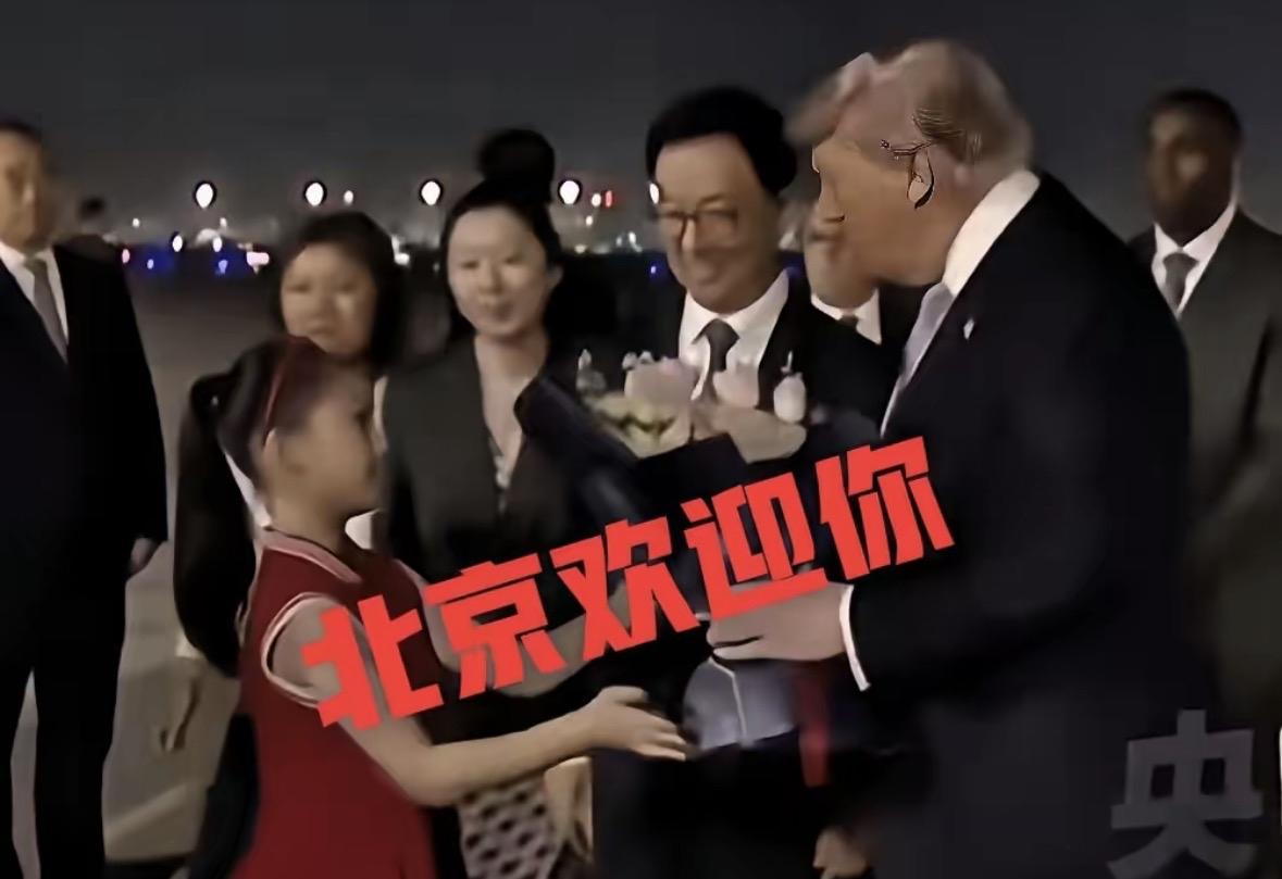 这个红衣服的小女孩可以不用做作业了吧哈哈哈。这场面，真当可以炫耀一辈子了。

小