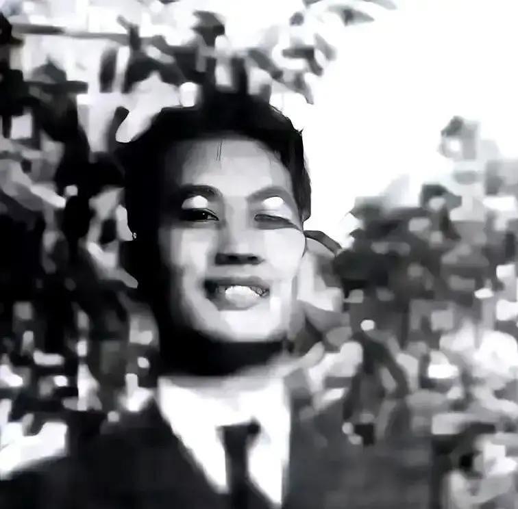 汪精卫老婆当街骂日本宪兵队长，结果秘书陈默被抓走审了一个月，1942年南京城里出