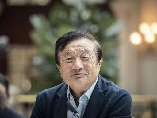 今天AI产业最大的瓶颈不是芯片，是电力供应和散热方案。 
现在AI算力赛道竞争白