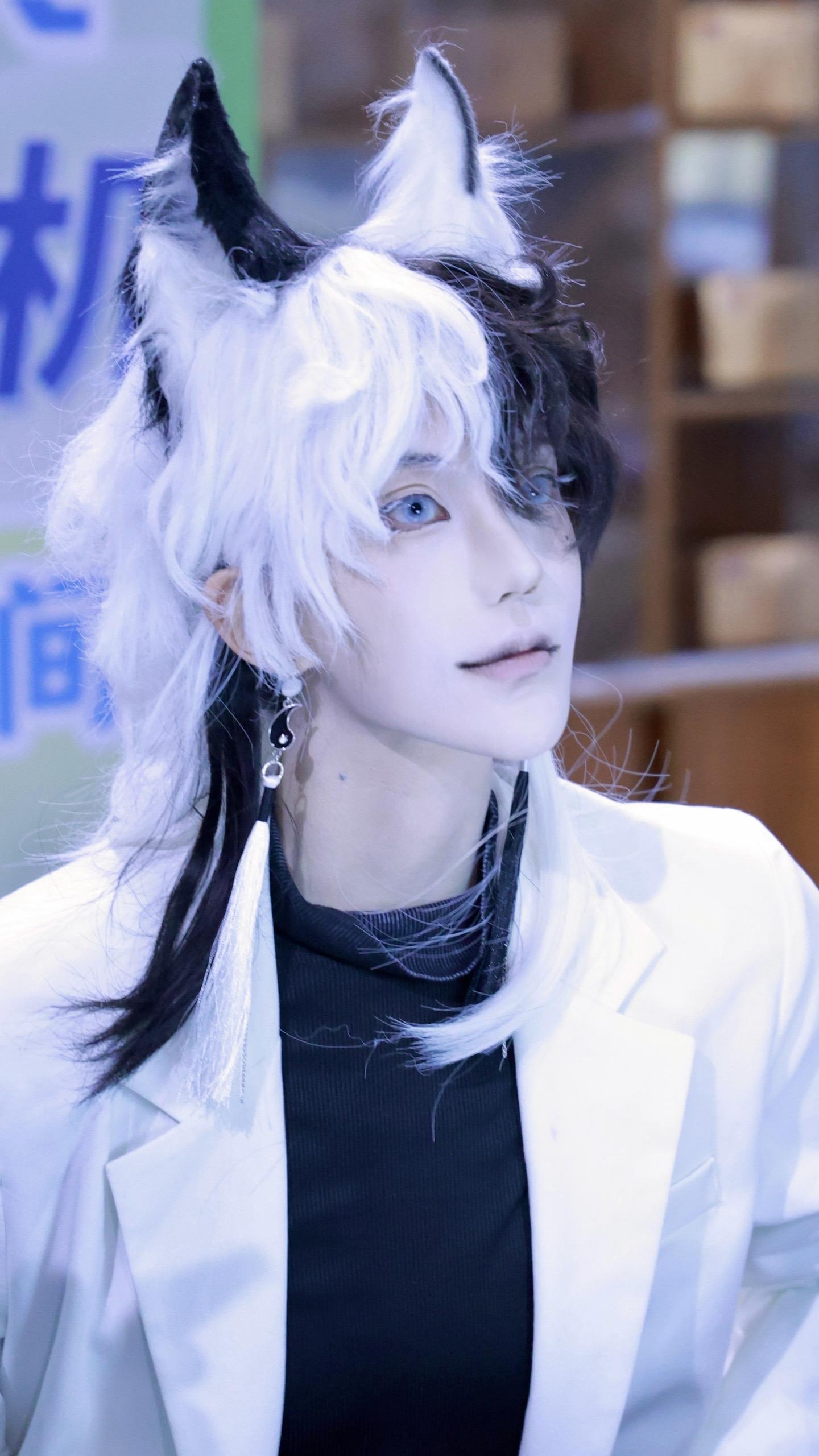 连续三天最晚下班成就达成！谢谢来看我的每个宝宝，回家路上注意安全，到家...