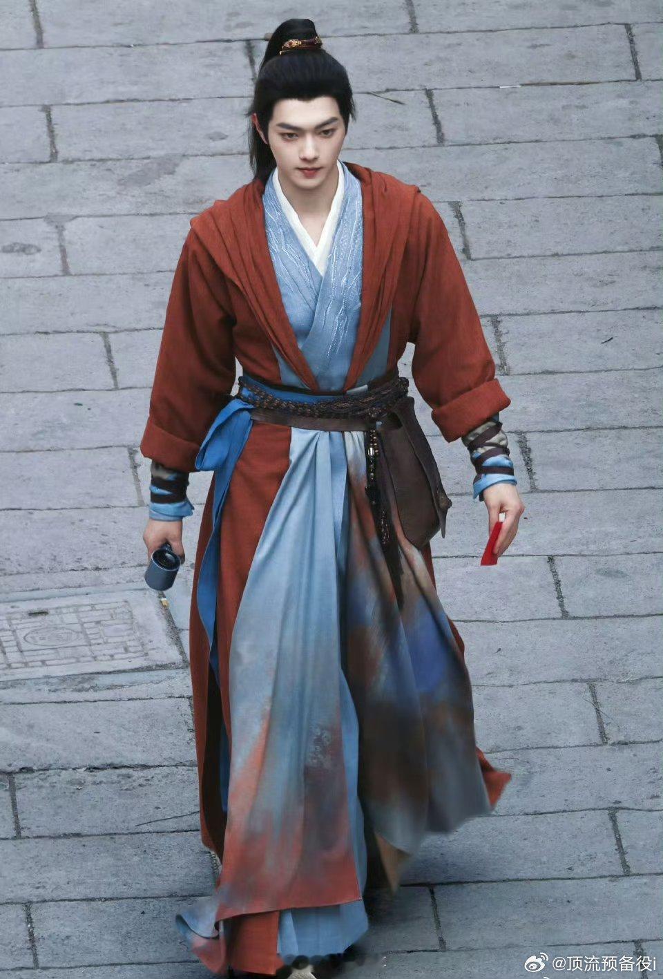 许凯天都异闻录史无名路透，看着人设性格跃然图上，聪明劲儿溢出来了！[打call]
