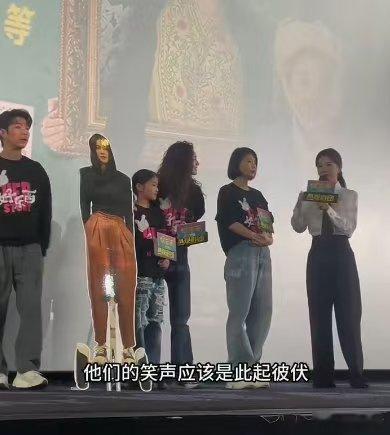 好东西全场笑声156次   《好东西》带给大家的快乐也太多了吧，其实我觉得全场的