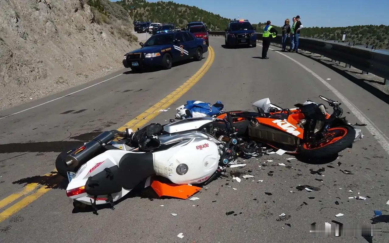 云南icon，一辅警在执勤过程中遇到了一起令人揪心的超速交通违法事件。本应是维护