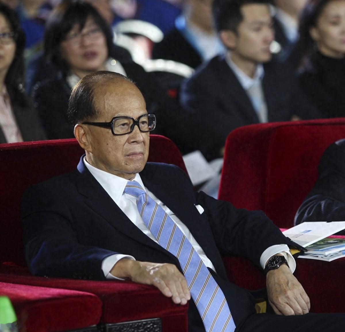 李嘉诚终于想通了！长江和记巴拿马运河交易最新进展来了，华尔街日报：中国坚持国有航
