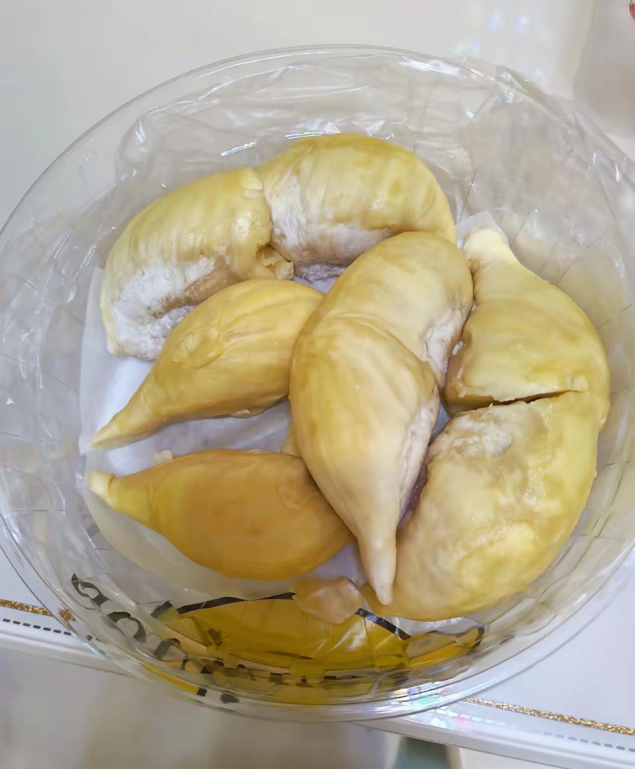 女儿的做法让我心寒！
 
昨天周末，女儿女婿说要回来吃饭，女儿说她买了一袋钵钵鸡