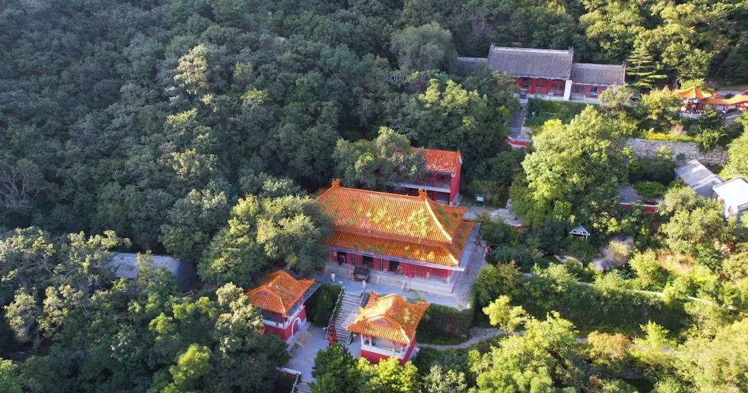 盘山！天津的“小黄山”我没开玩笑
没想到天津还有这么险峻秀美的山！缆车上去视野绝