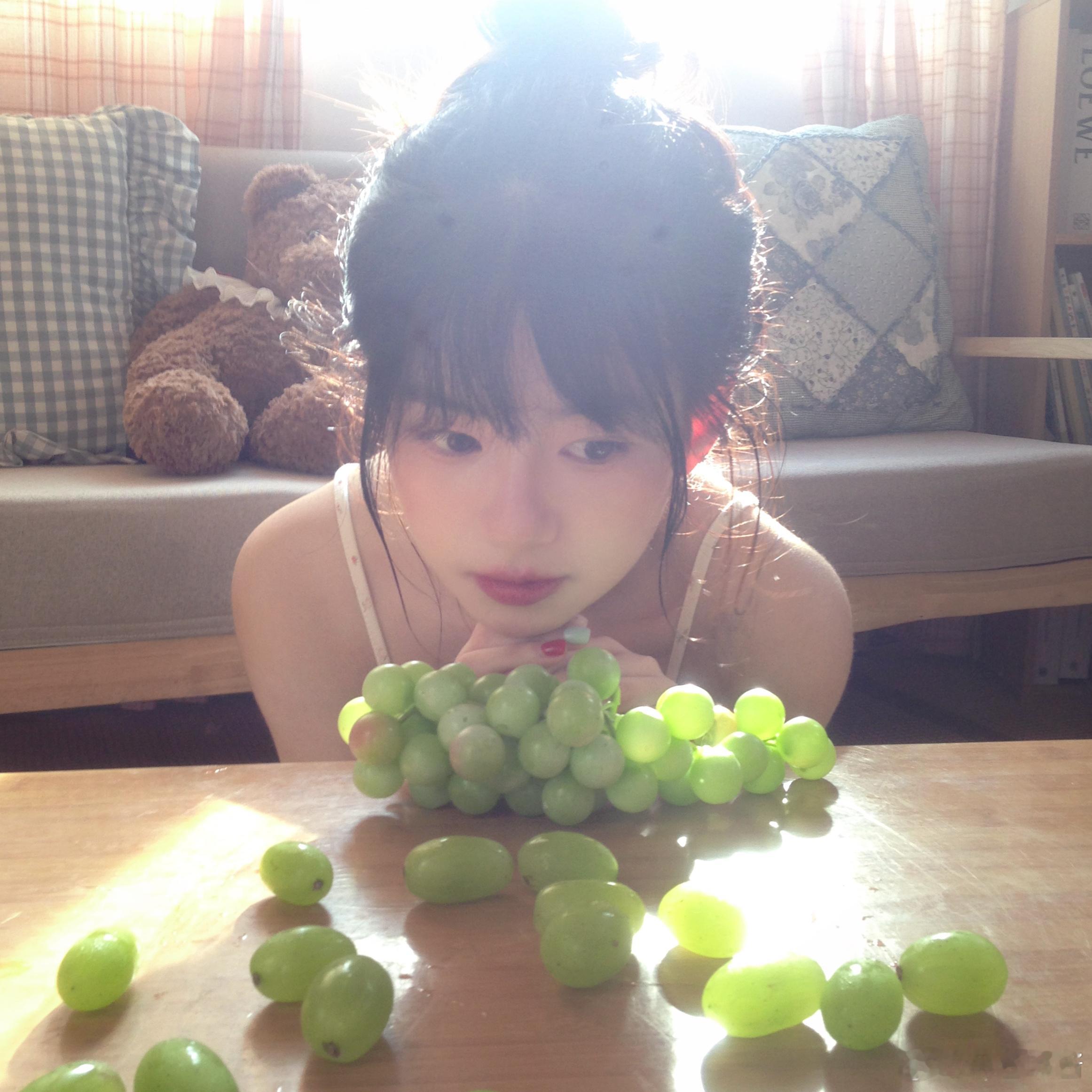 “绿色的夏天🍃”#上海约拍[超话]##杭州约拍##少女写真# ​​​