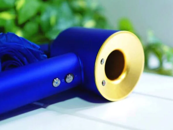 【Dyson Supersonic™ 风筒推出 23.75K 金限定别注版】此番