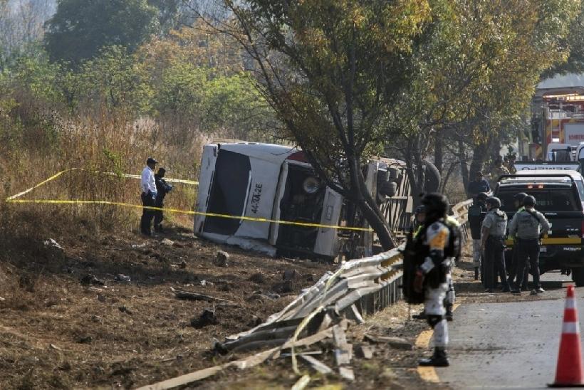 周六（22 日），墨西哥西部米却肯州（Michoacán）发生一起严重交通事故。