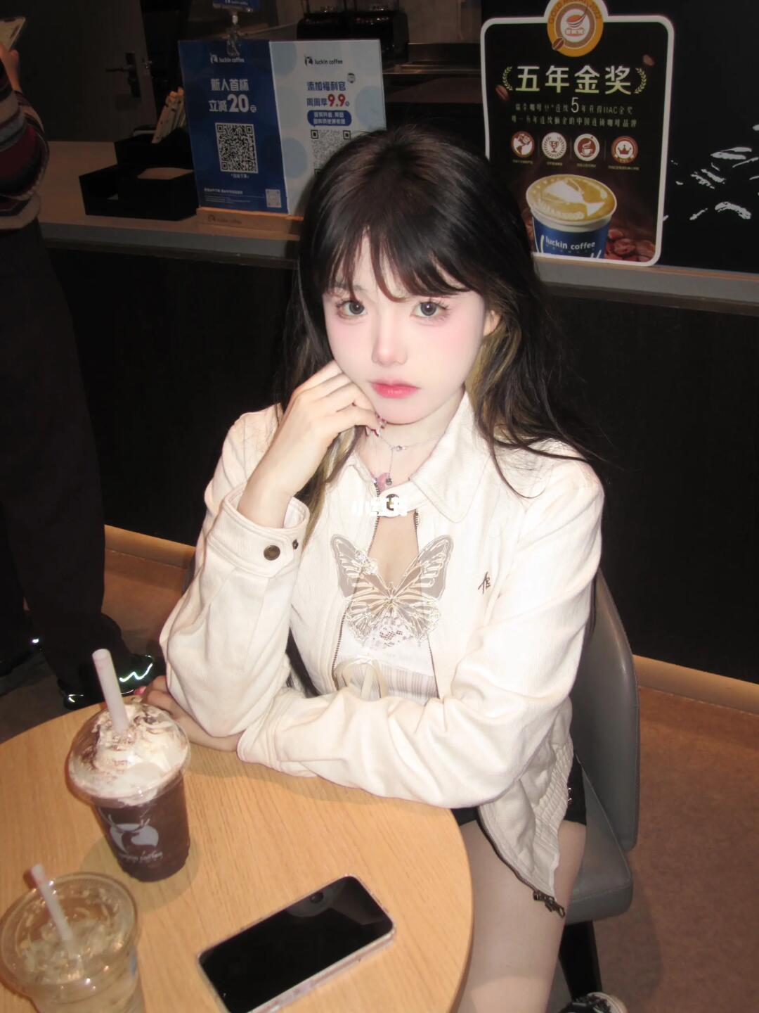 ⁺₊⁺☕️‧⁺ 💭⊹✭