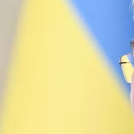 波兰摘下挂了3年的乌克兰国旗，战争还没打完，最铁盟友先翻了脸！6月19日，波兰总