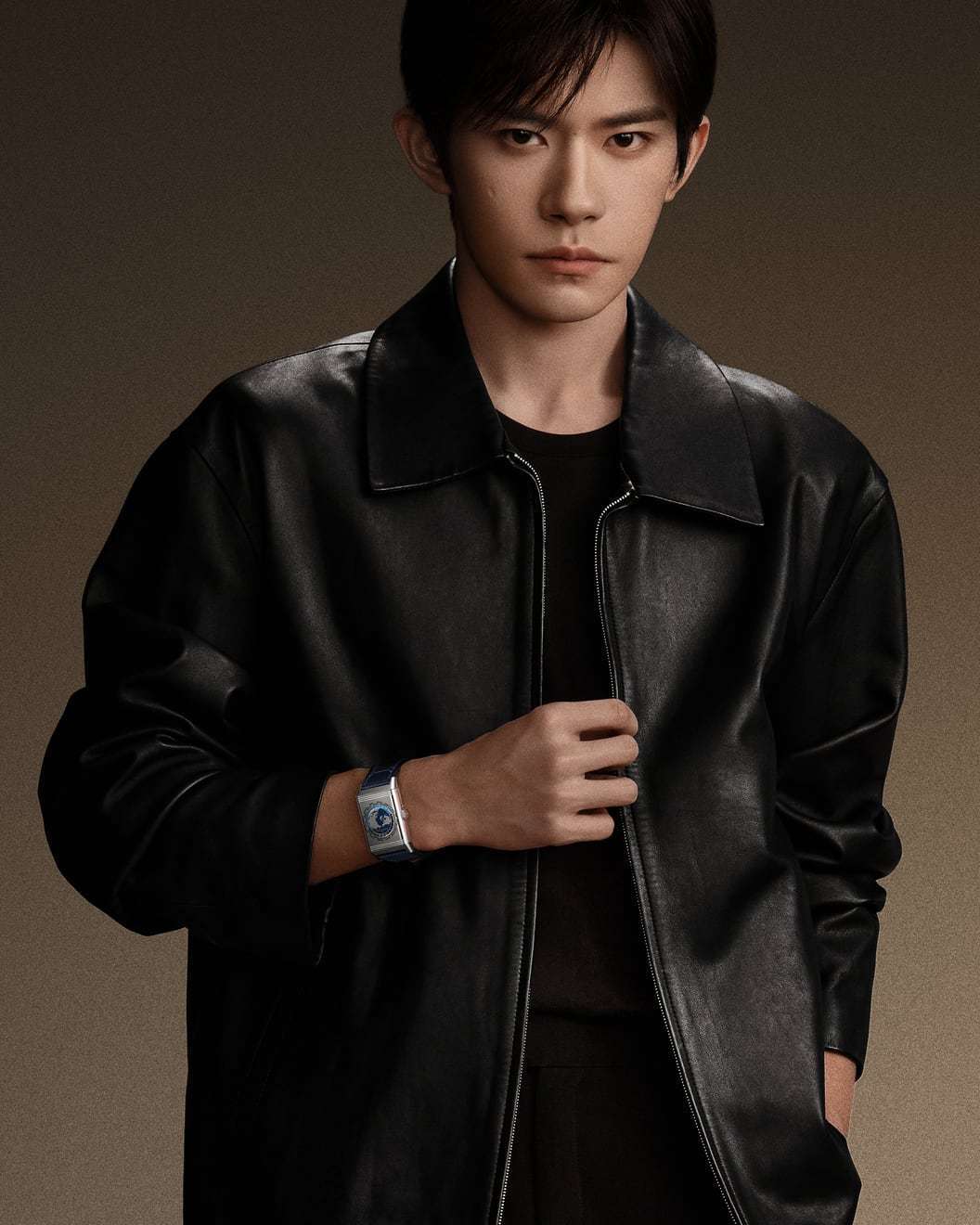 易烊千玺易烊千玺积家全球代言人 积家我们爱你 