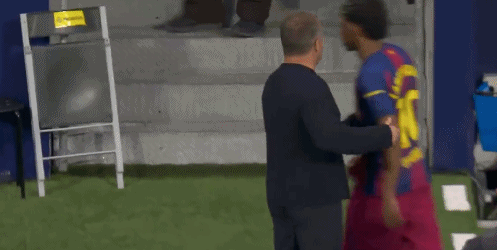 亚马尔暴怒亚马尔与助教对喷 内幕曝光！亚马尔暴怒真相：不满55岁助教"多嘴"，场