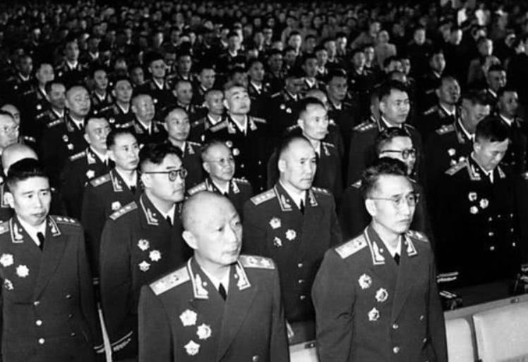 开国上将李达是二野著名功勋人物，为何1955年被授衔后却逐渐淡出了人们视野？
1