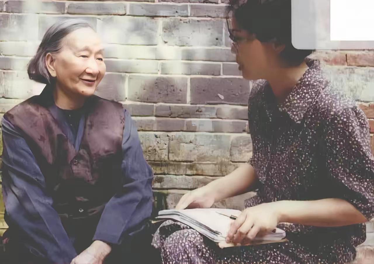 她是长征女红军中走的最远、时间最长、最悲壮、最惨烈的一位，晚年的她正在平静地接受