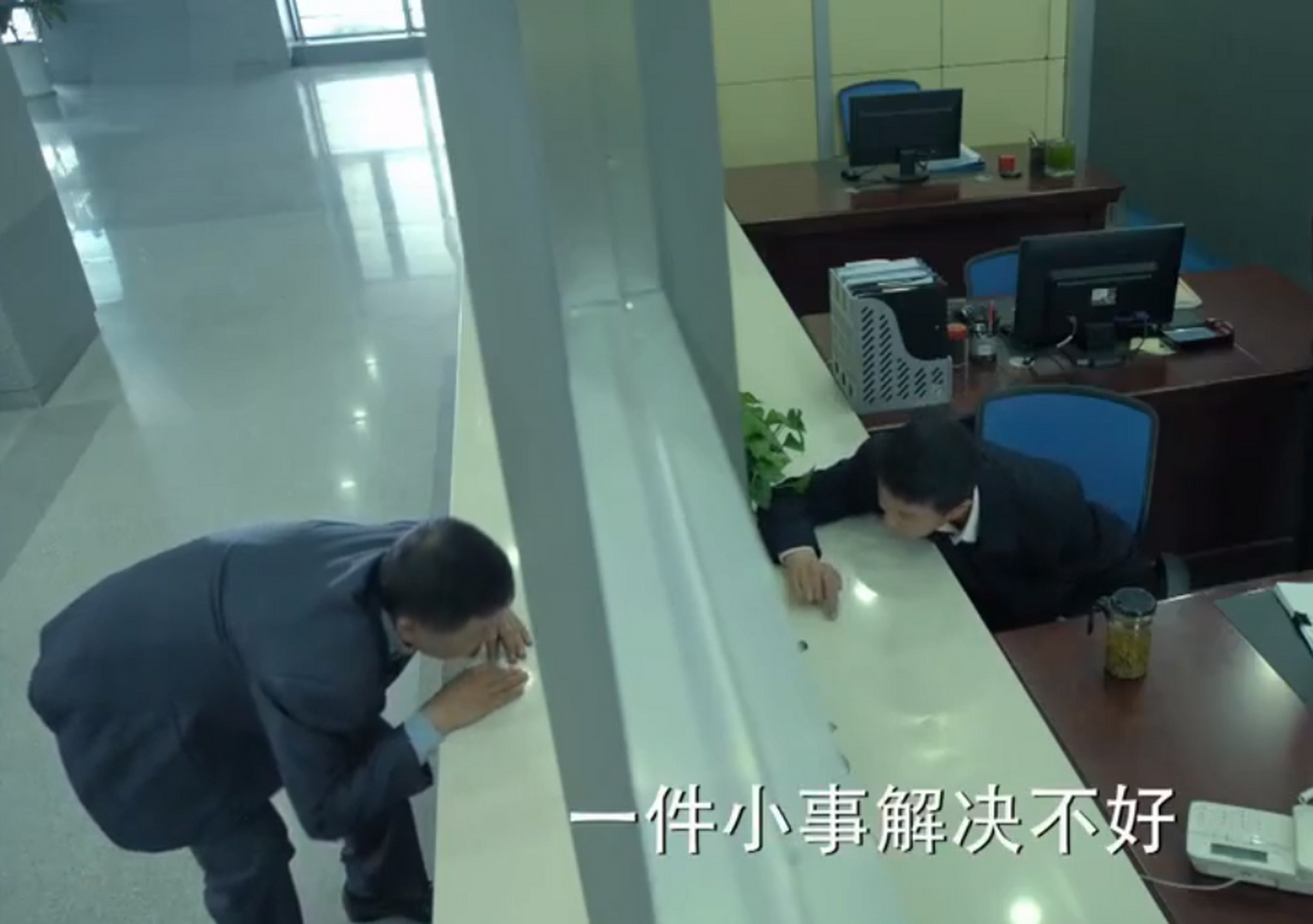 民航局回应为何发布充电宝紧急通知如果有一周缓冲期，给所有购票用户发个短信，让大家