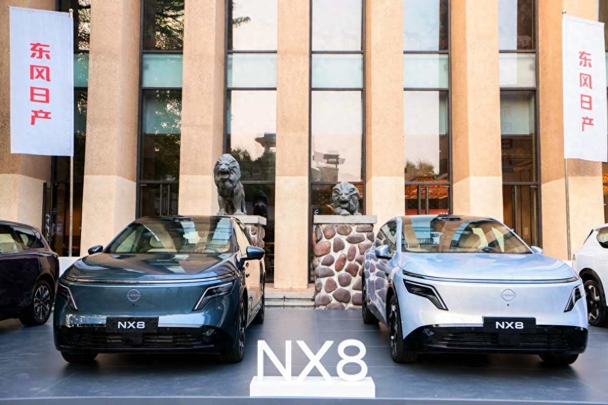 东风日产NX8正式开启预售🚗瞄准20万级家用SUV市场，智能与舒适双在线重新定
