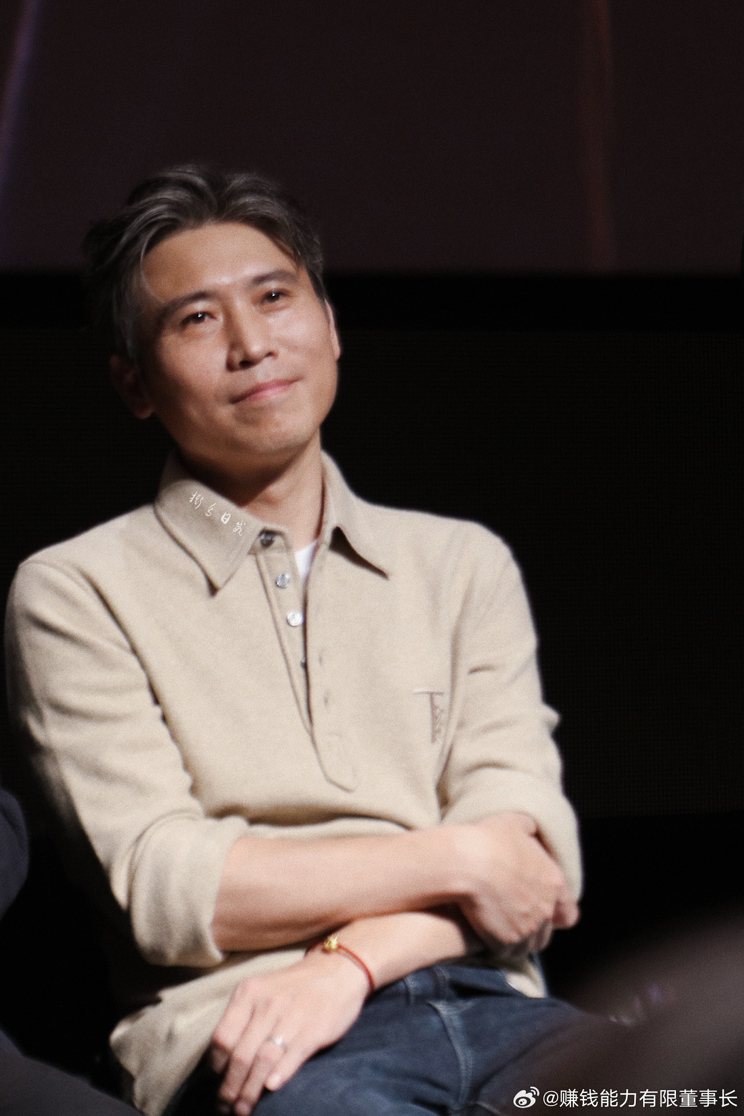 李乃文对林简七共情到想加微信 三百块的朵拉头换来一个想加微信的同行，这笔账林简七