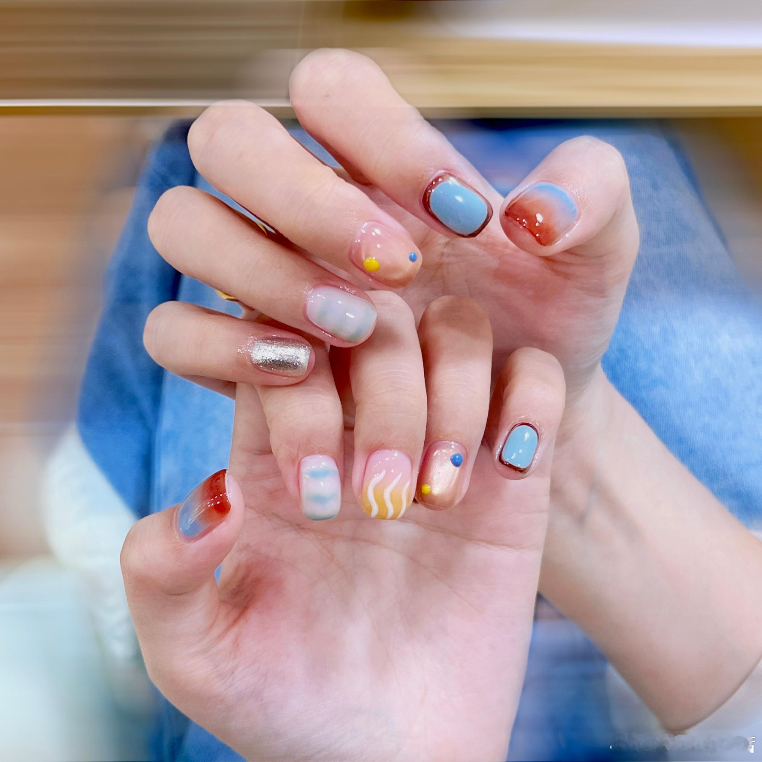 💅 ​​​