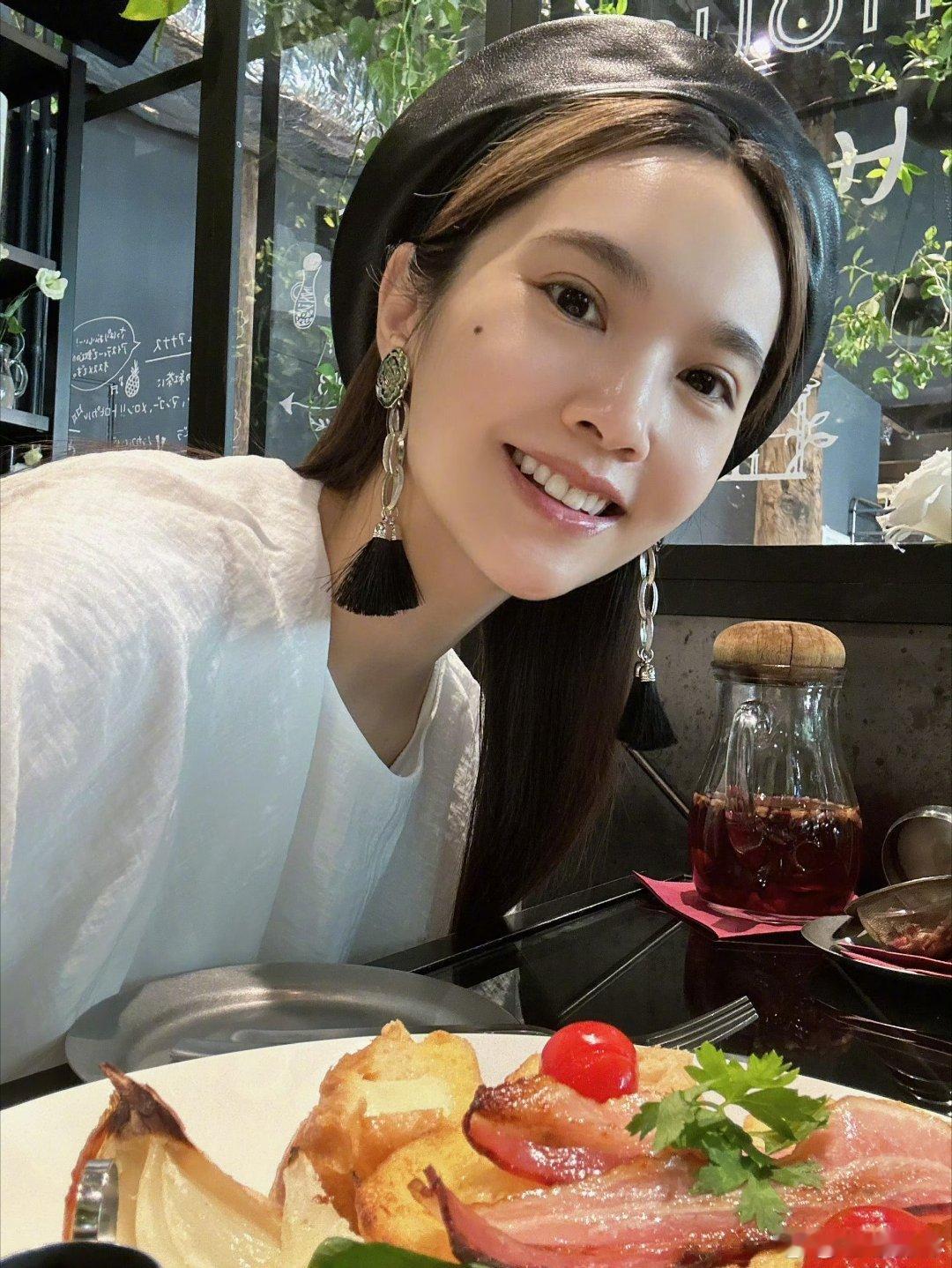 杨丞琳最新美照，状态真的🉑 ​​​