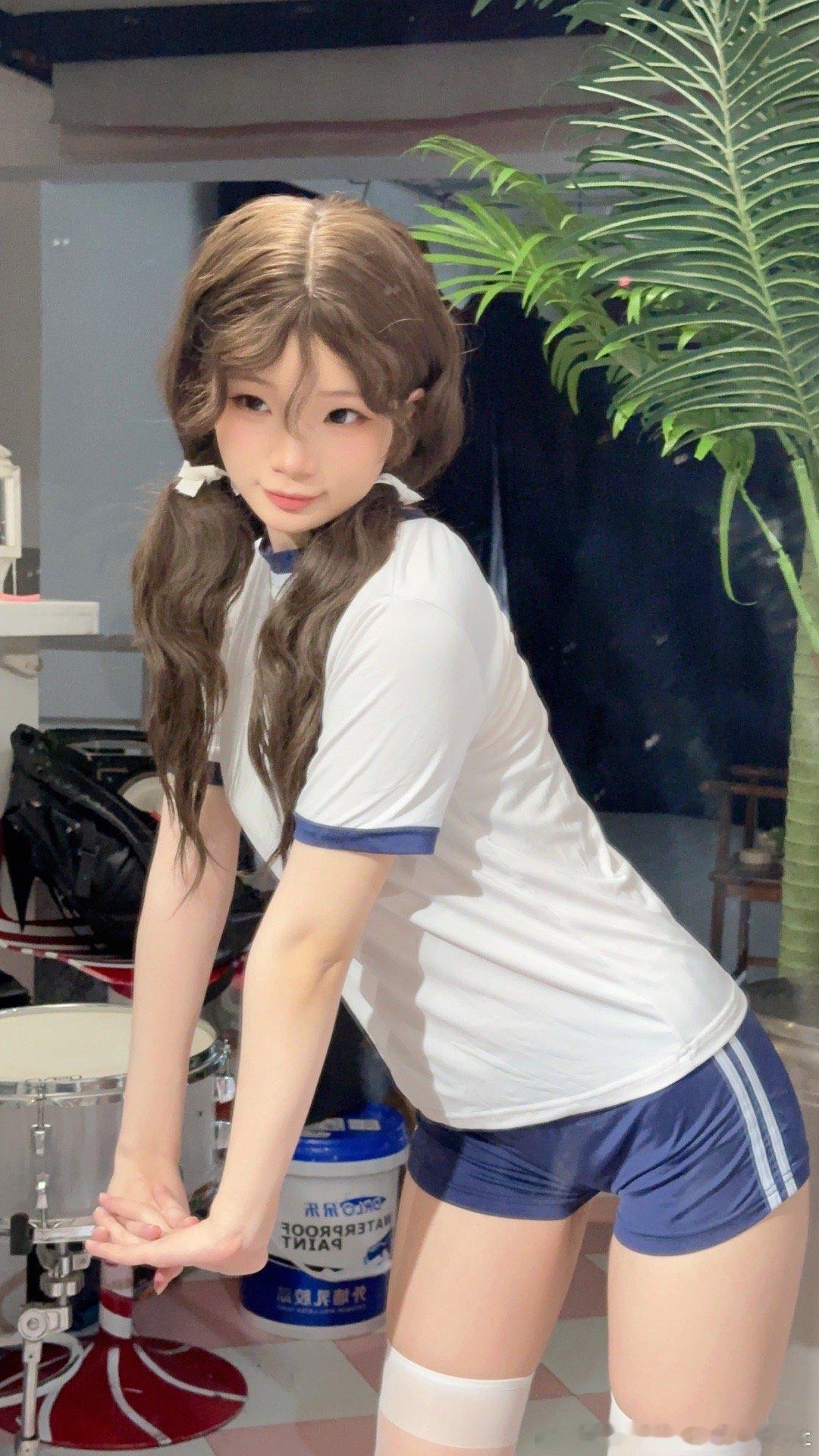 #cosplay[超话]# 学妹要变成学姐了​​​