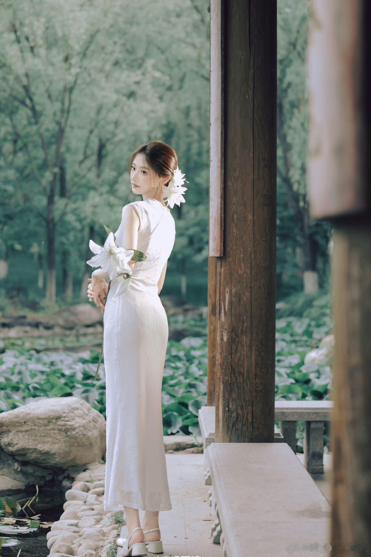 杨雨潼我的漂亮小众女星 中戏科班功底在线，大小荧幕不断输出优质角色。凭借《暗河传