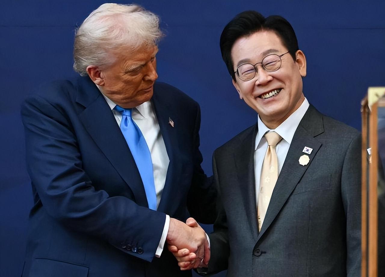 李在明野心比尹锡悦还大，为了针对中国提出的要求，特朗普准了与韩国合作。

202