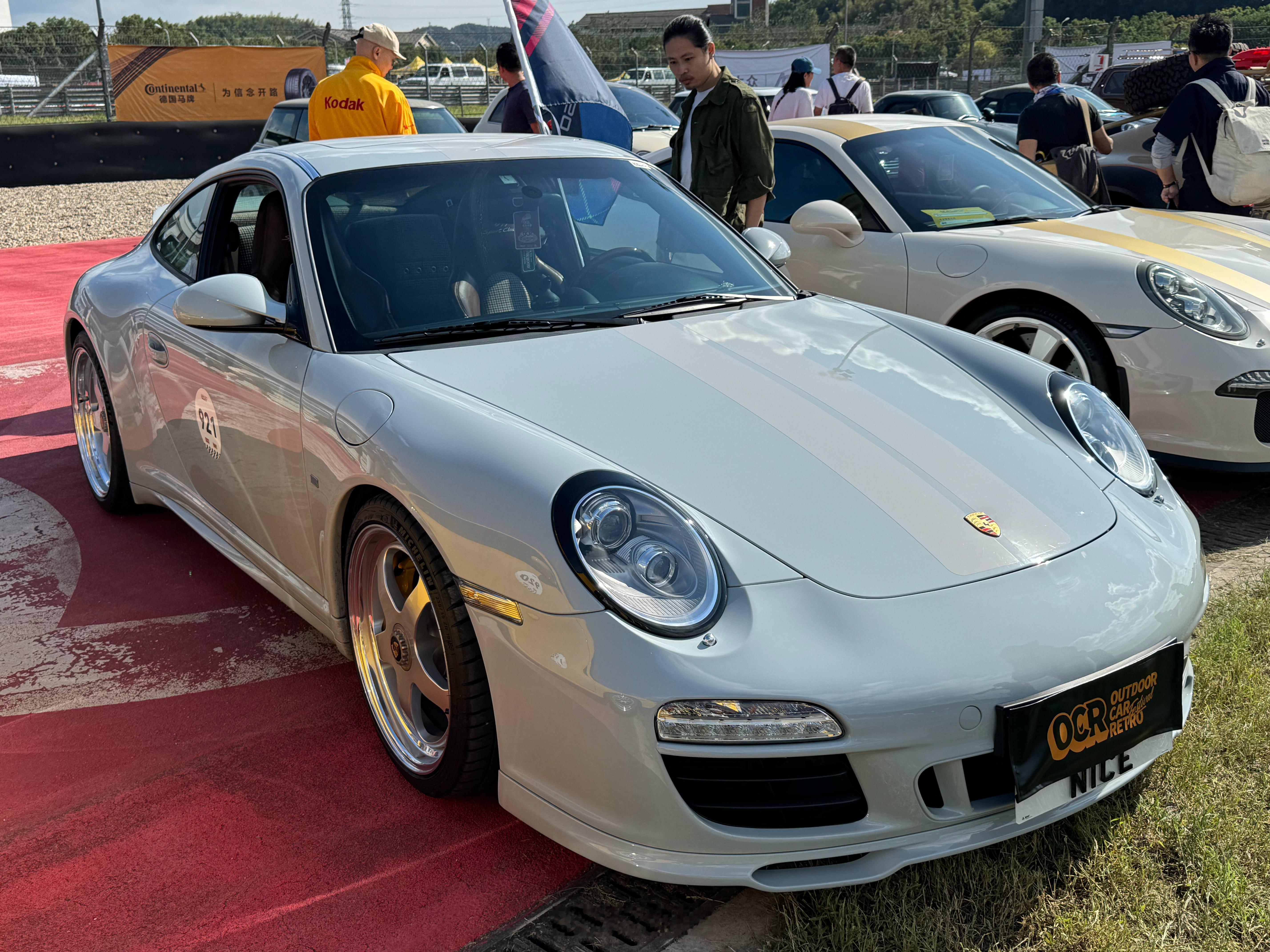 “人生短暂，不够玩经典车。”保时捷911 997 Sport Classic，经