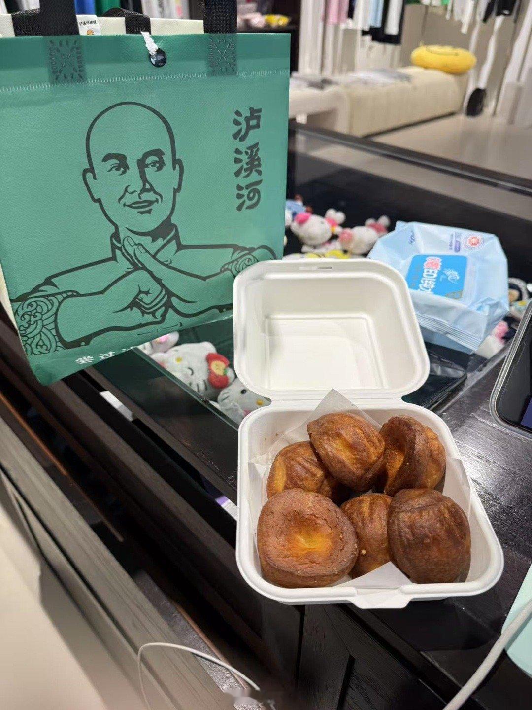 特别特别特别喜欢一个人呆着。。。。 ​​​