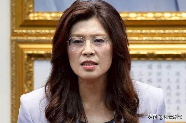 本质上来说，郑丽文也是在搞政治投机，她所宣称的和平，本质上就是不发生战争，不接受
