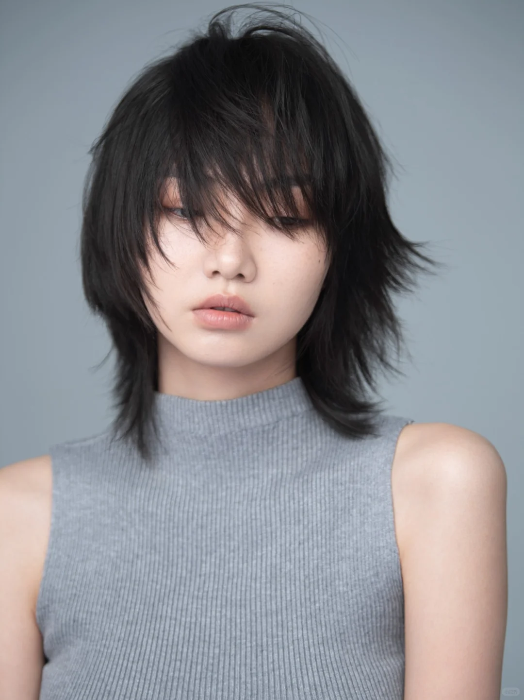 短发女孩太适合肖像照了！她很酷她是她自己
