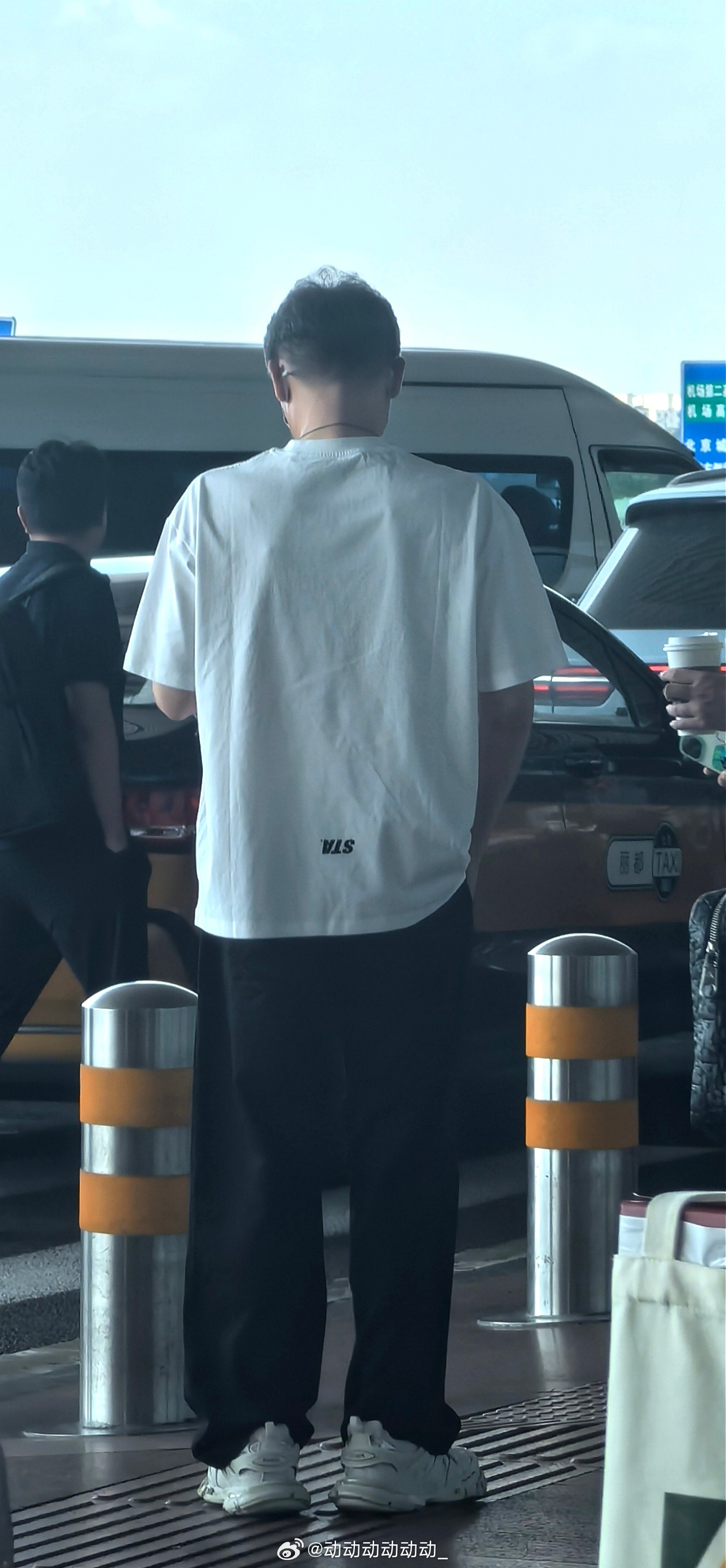 尤爱背影 